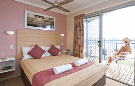 First Sun Holiday Park - Accommodation QLD 0