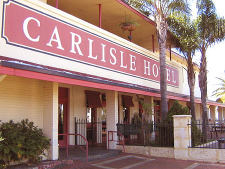 Carlisle Hotel Motel - Accommodation QLD 1