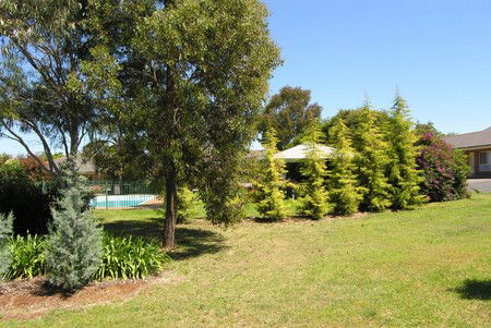Aberdeen Motel - Accommodation QLD 0