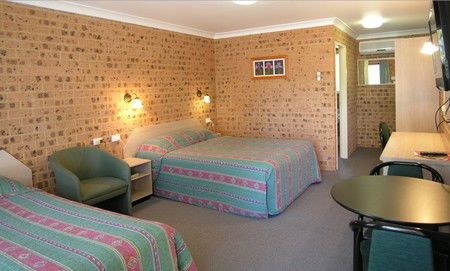 Aberdeen Motel - Accommodation QLD 2