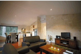 Acacia Chalets - Accommodation QLD 4