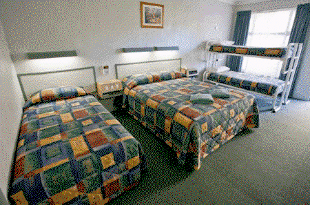 Alluna Motel - Accommodation QLD 3