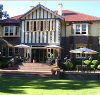Lindsay House Country Hotel - Accommodation QLD