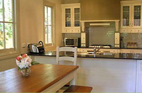Brantwood Cottage - Accommodation QLD 1