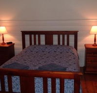 About Town Cottages - Accommodation QLD