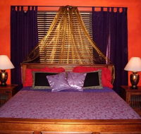 Golden Hearth Cottages - Accommodation QLD