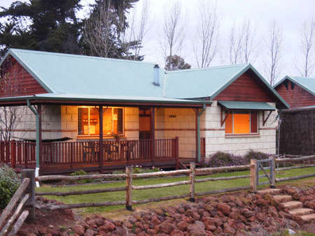 Clover Cottage Country Retreat - Accommodation QLD 2