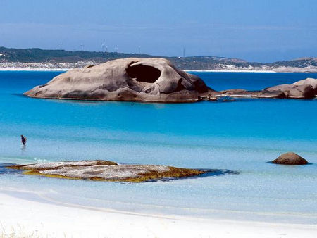 Pink Lake Tourist Park - Accommodation QLD 0