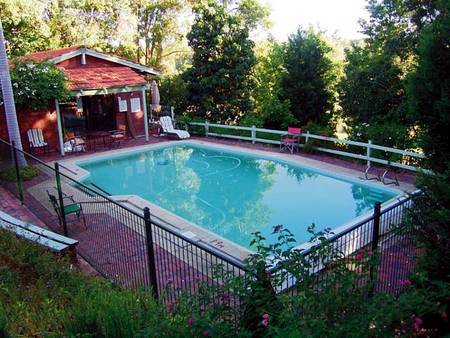 Falls Retreat Bed And Breakfast - Accommodation QLD 3