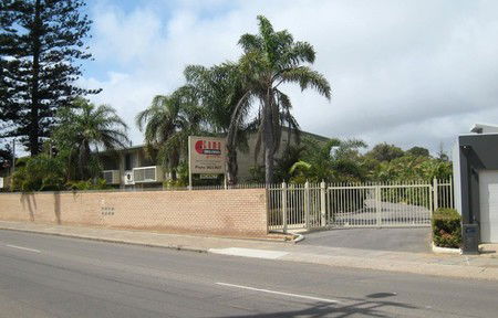 Apartments Como - Accommodation QLD 5