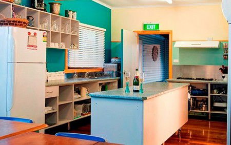 Blacksmiths Beach House - Accommodation QLD 1