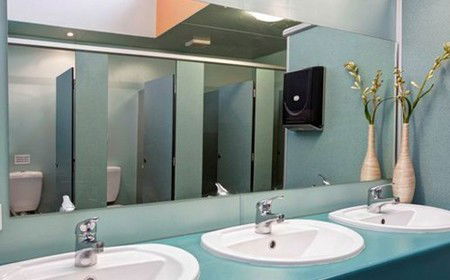 Blacksmiths Beach House - Accommodation QLD 4