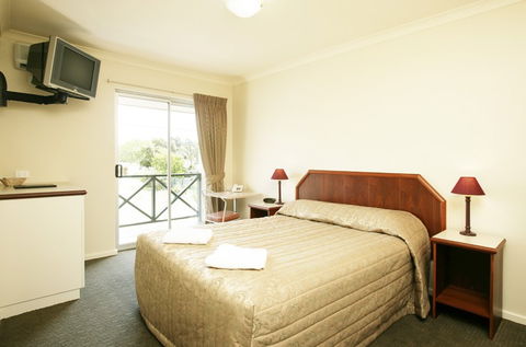 Bayswater Hotel - Accommodation QLD 2