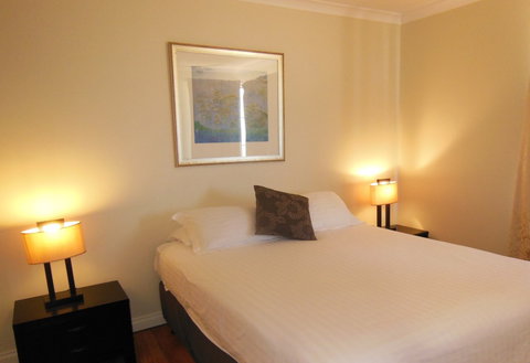 Seaspray Beach Holiday Park - Accommodation QLD 3