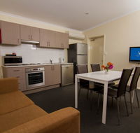 The View on Hannans - Accommodation QLD