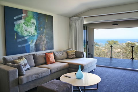 Clarion Suites Mullaloo Beach - Accommodation QLD 6