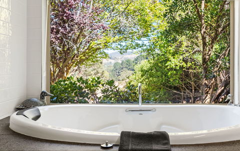 Adelaide Hills Retreats - The Nest - Accommodation QLD 2