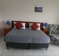 Airlie Court Units - Accommodation QLD