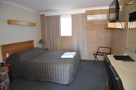 Alexander Motor Inn Moree - Accommodation QLD 2
