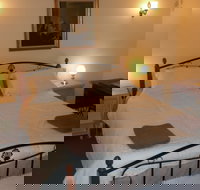 Ayers Burra - Accommodation QLD