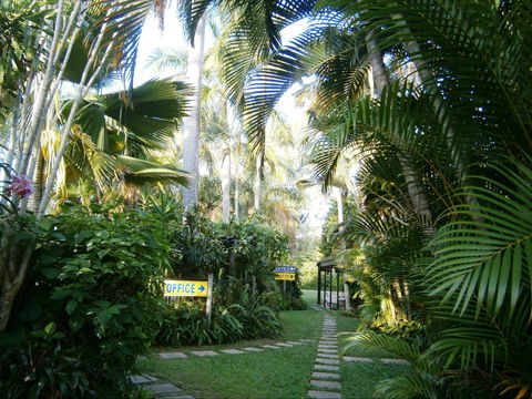 Balgal Beach Holiday Units - Accommodation QLD 0