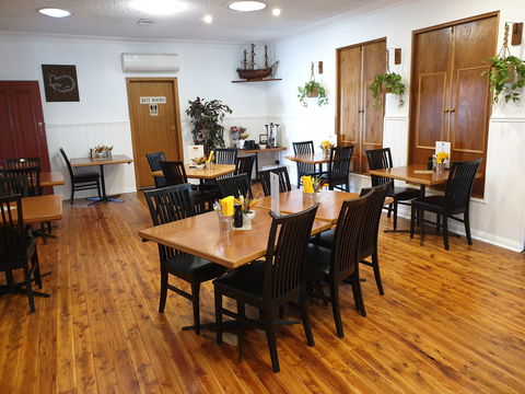 Best Western Endeavour Motel - Accommodation QLD 1
