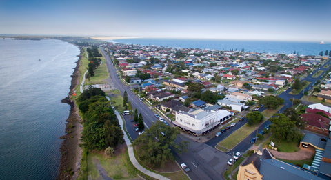 Boatrowers Hotel - Accommodation QLD 0