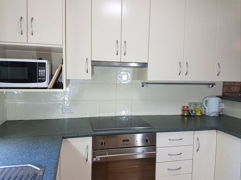 Centennial Terrace Apartments - Accommodation QLD 1