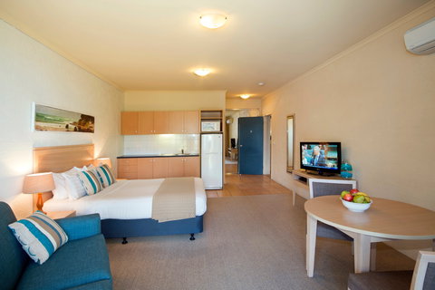 Chatby Lane Lorne - Accommodation QLD 2