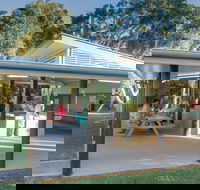 Dicky Beach Family Holiday Park - Accommodation QLD