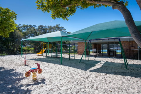 Dicky Beach Family Holiday Park - Accommodation QLD 2