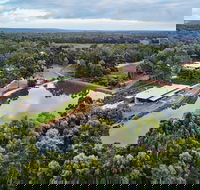 Eight Willows Retreat - Accommodation QLD