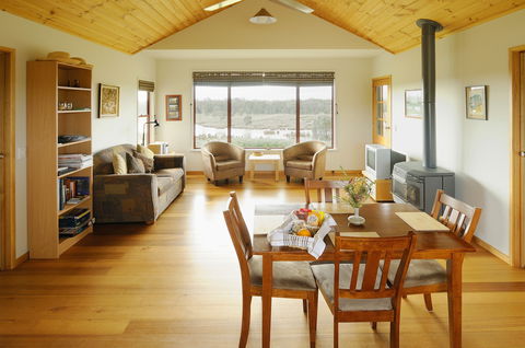 Frog Gully Cottages - Accommodation QLD 1