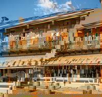 Hosies - Accommodation QLD