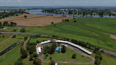 Jacaranda Motor Lodge - Accommodation QLD 1