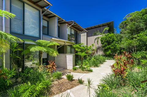 Kiah Seascape - Accommodation QLD 1