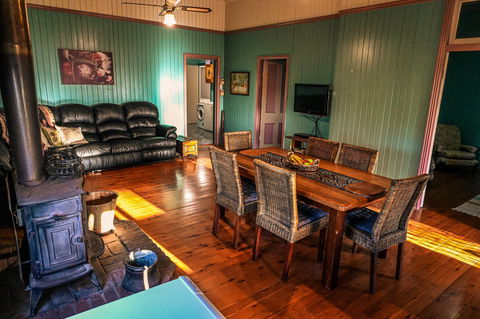 Kiambram Country Cottages - Accommodation QLD 1
