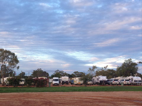 Lightning Ridge Holiday Park - Accommodation QLD 2