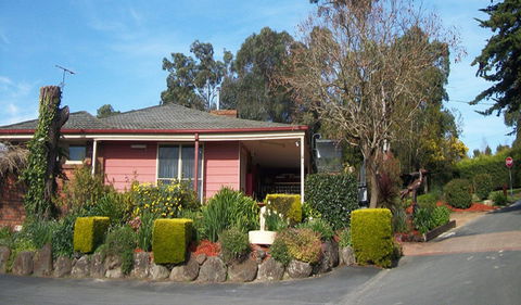Lilydale Pine Hill Caravan Park - Accommodation QLD 2