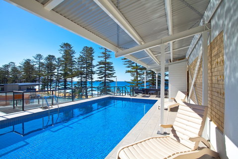 Manly Paradise Beachfront Motel And Apartments - Accommodation QLD 2