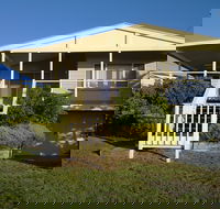 Meredith Place - Accommodation QLD