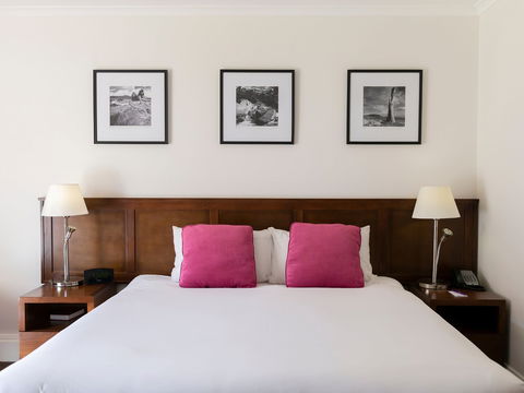 Mercure Canberra - Accommodation QLD 1