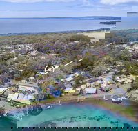 Metta at Myola Stylish Cedar Beach House - Accommodation QLD