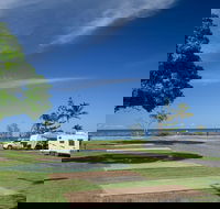 Moore Park Beach Holiday Park - Accommodation QLD