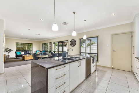 Mount Gambier Apartments - Accommodation On Lansell 1 - Accommodation QLD 1