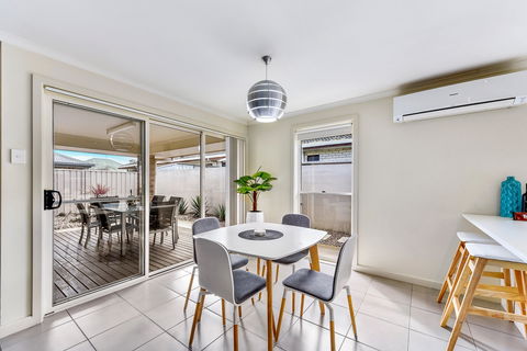 Mount Gambier Apartments - City Fringe Apartment B - Accommodation QLD 1