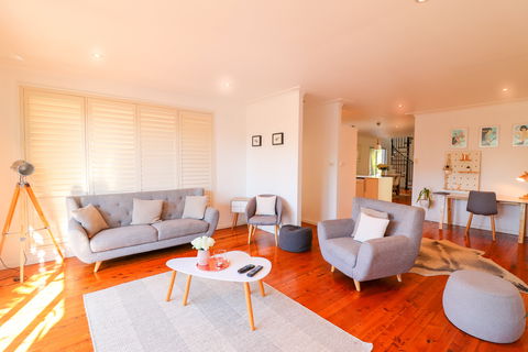 Pacific Beachhouse - Accommodation QLD 1