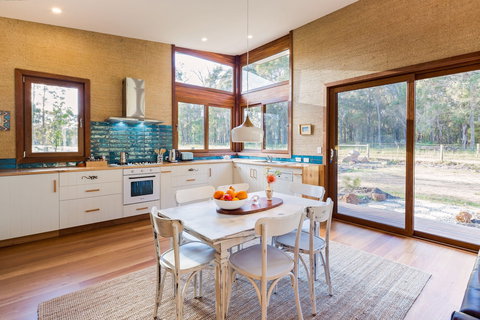 Sativa Sanctuary Forest View - Accommodation QLD 2