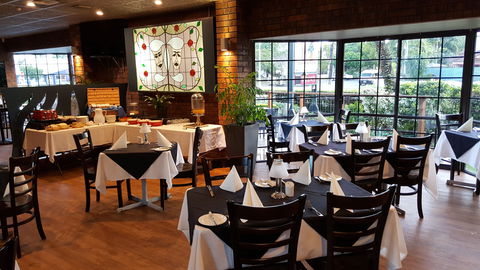 Shakespeare Motel - Accommodation QLD 1