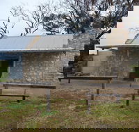 Shepherds Hut - Accommodation QLD